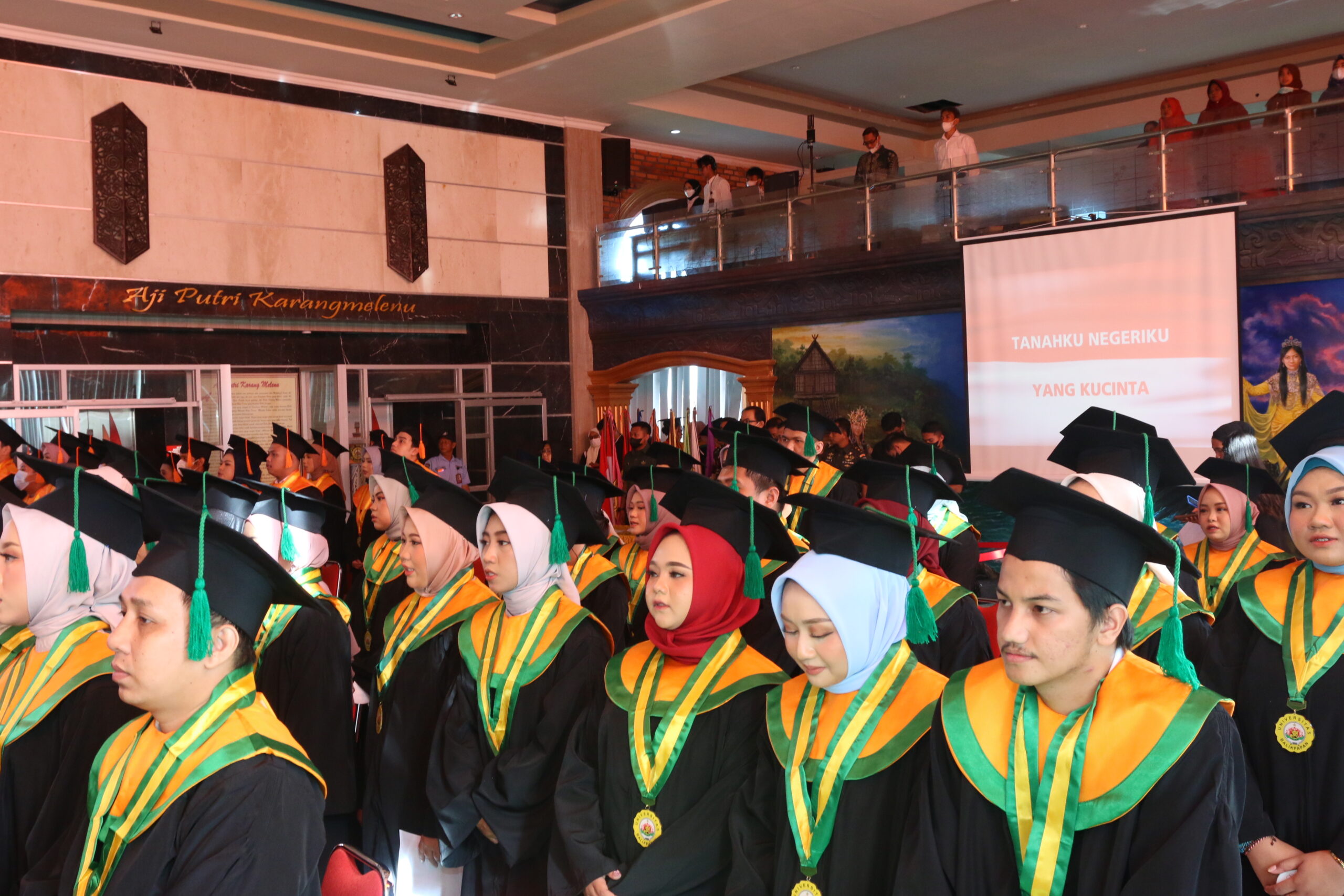 Wisuda Univ Balikpapan