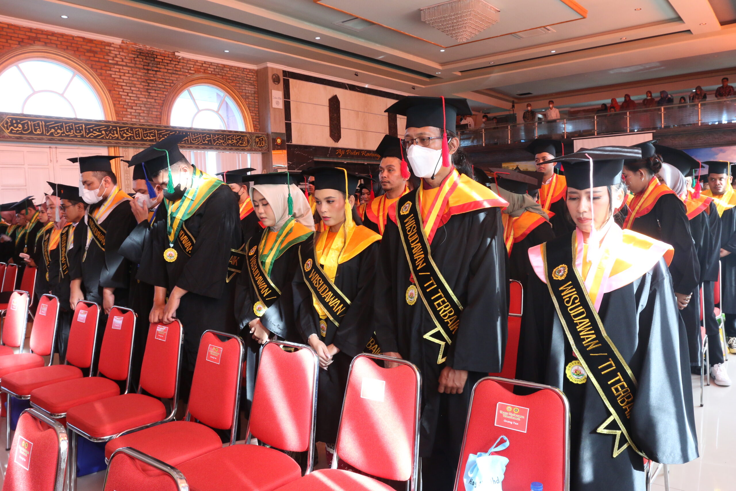 Wisuda Univ Balikpapan