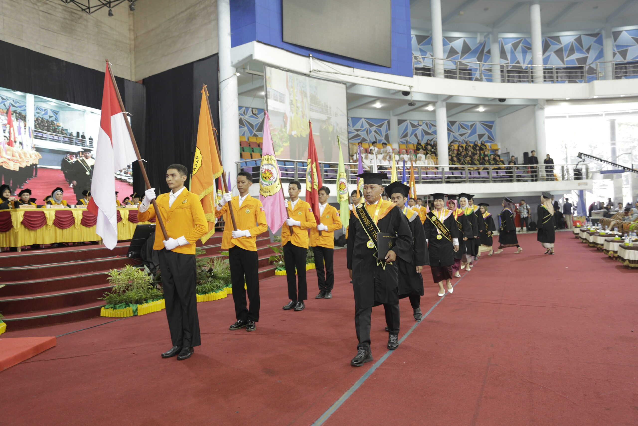 Wisuda Uniba